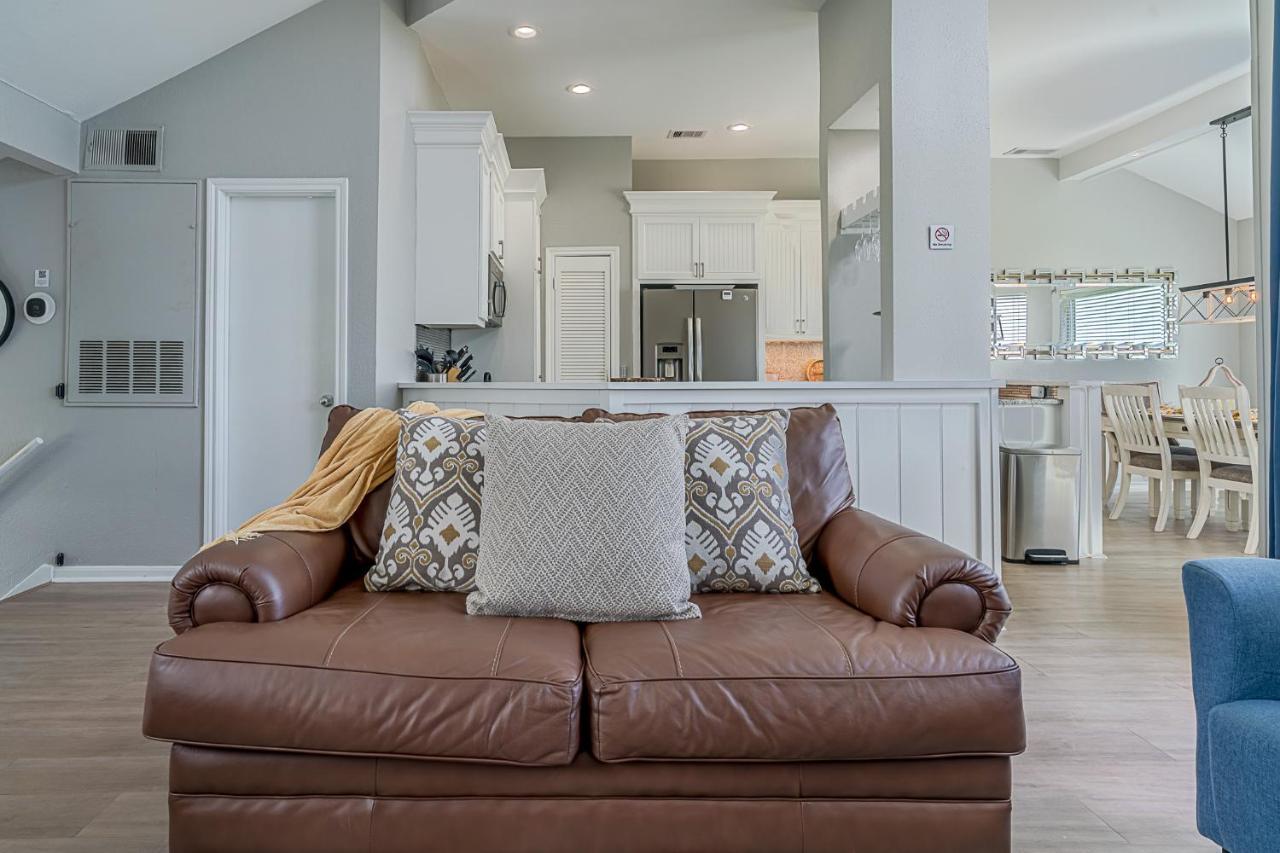 Hot Tub - Ocean Views - Steps To Private Beach - Quiet Location Galveston Luaran gambar